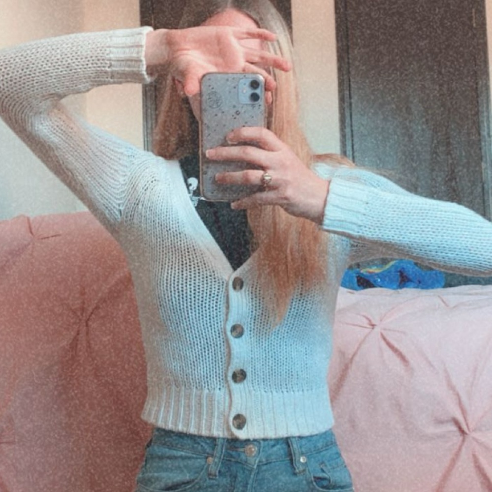 American Eagle Cropped Cardigan
